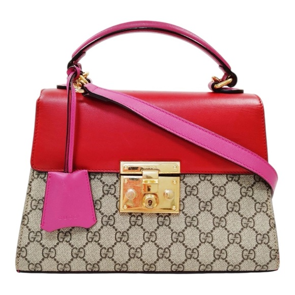 Bobbi’s Luxury - Picture 2 of 5